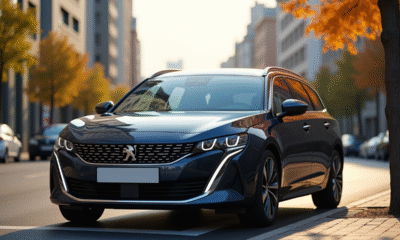 Peugeot 508 SW hybride en ville ensoleillée